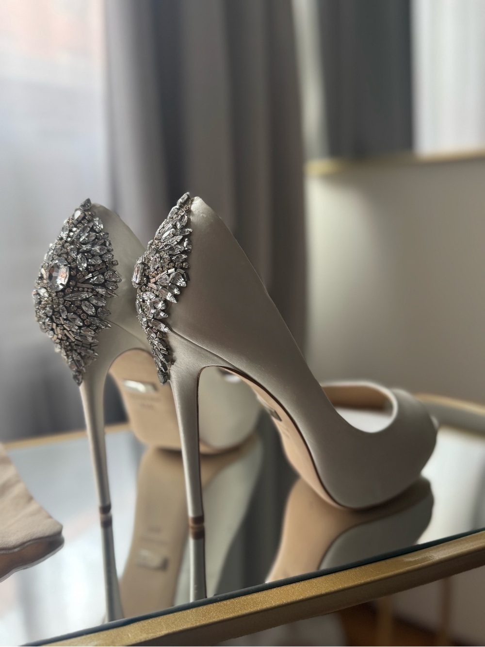 Badgley Mischka Crystal Embellished Satin Heels – New